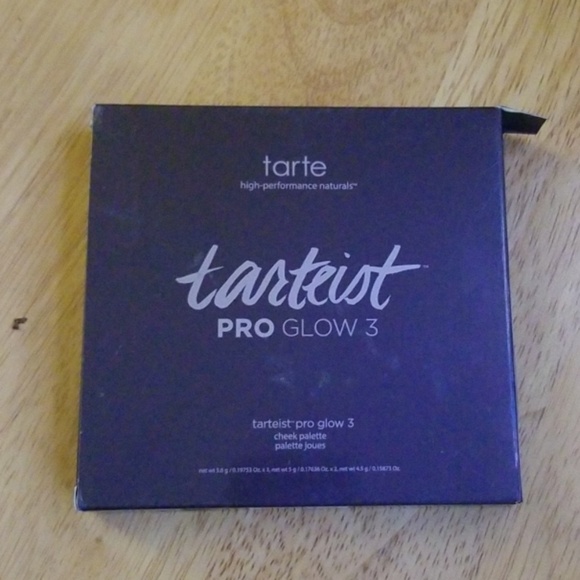 Make up - Picture 2 of 5